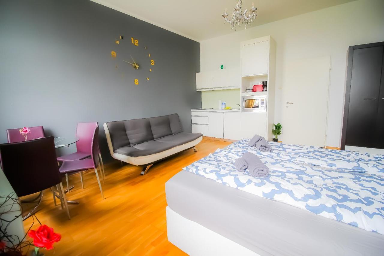 Deluxe Apartment 5P Mm A Wien Exterior foto